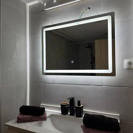 Piece Of Heaven Apartment *